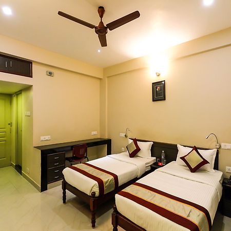 Oyo Flagship 12665 Chrompet Hotel Chennai Exterior foto